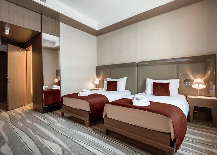 Готель Grand Europa - Since 1869 5*