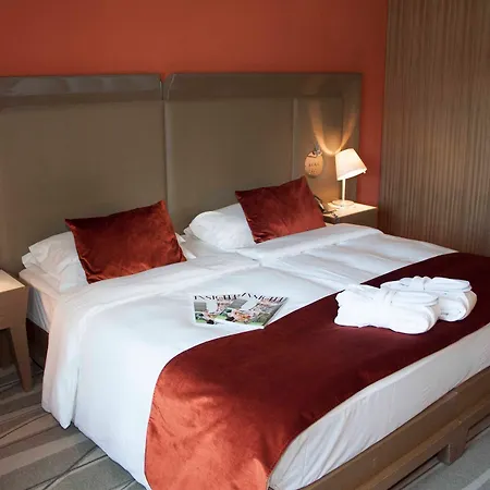 Hotel Grand Europa - Since 1869 4*