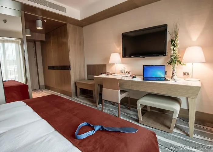 Отель Grand Europa - Since 1869